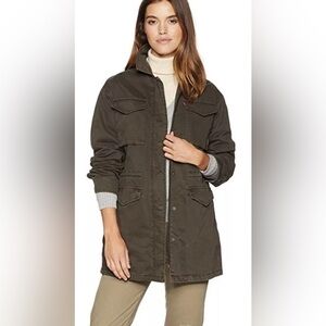 Levi’s Women’s Oversized Military Shirt Jacket Green Size Small Cotton Pockets
